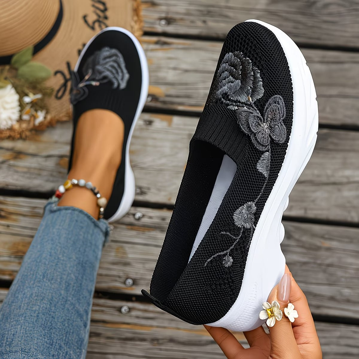 Hot New Arrivals🔥100% Hand-Embroidered Butterfly Loafers